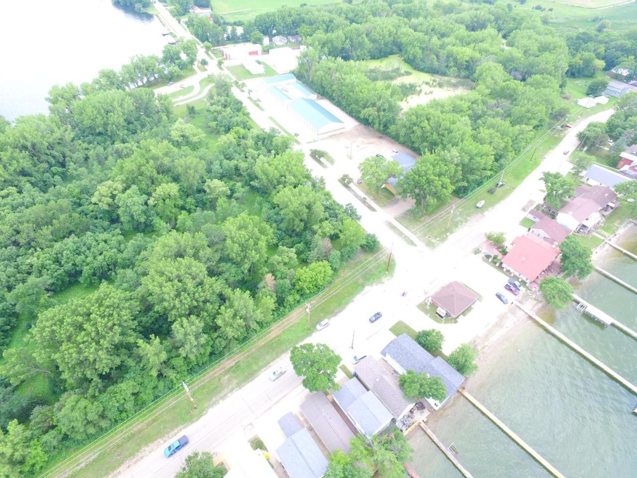 Big Spirit Resort Spirit Lake Экстерьер фото